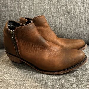 LB leather booties made in Mexico women size 8.5